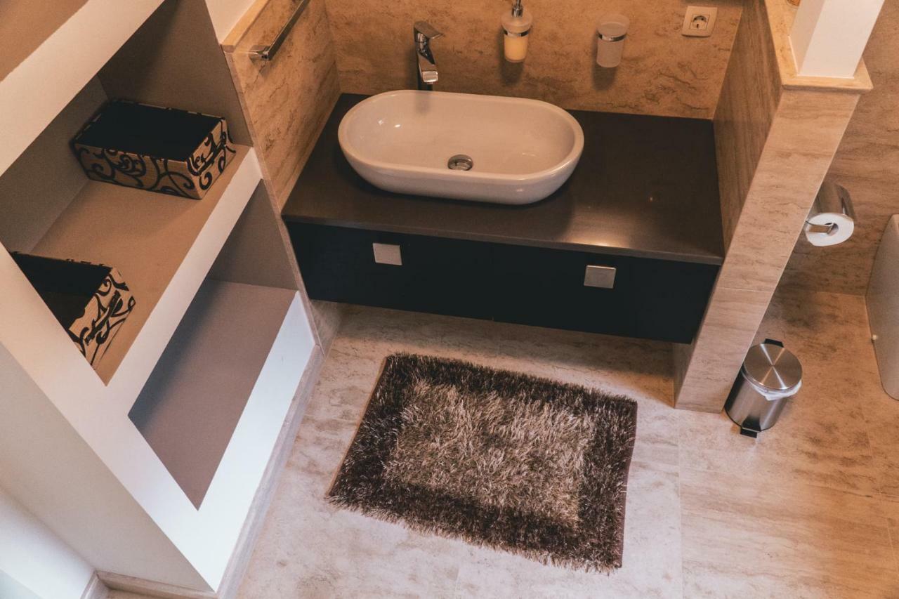 Apartment Serenum Матулі Екстер'єр фото